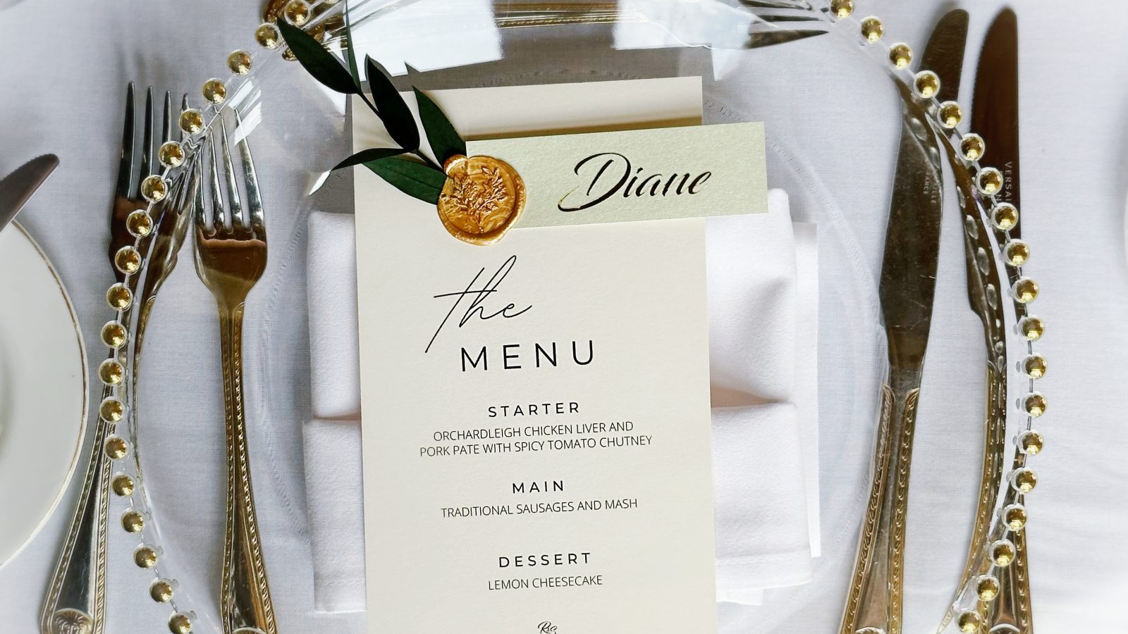 Table styling for corporate dinners and hosted events.